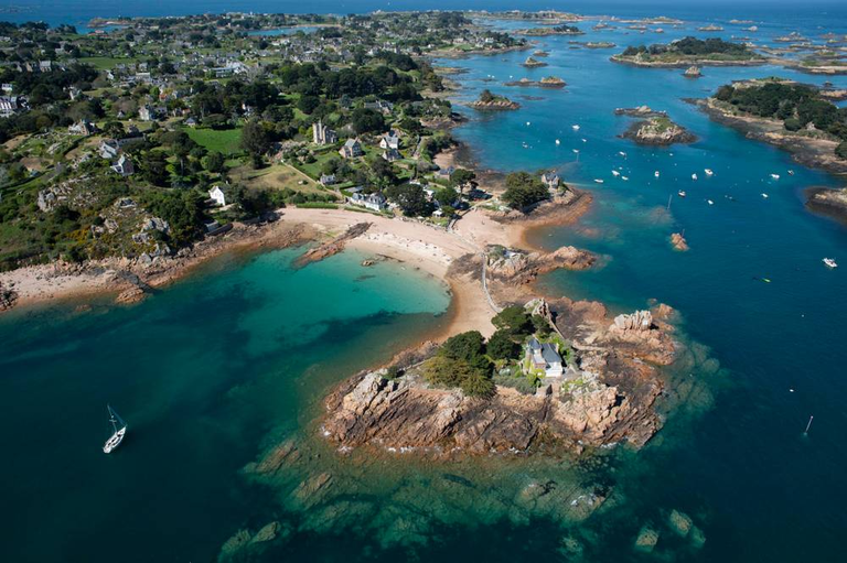 Tour de l'île de Bréhat, en navire couvert, compagnie Sur Mer Bréhat